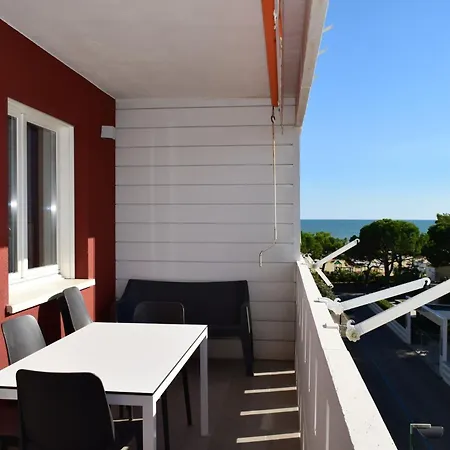 Apartment Modern Flat With Sea View Balcony *